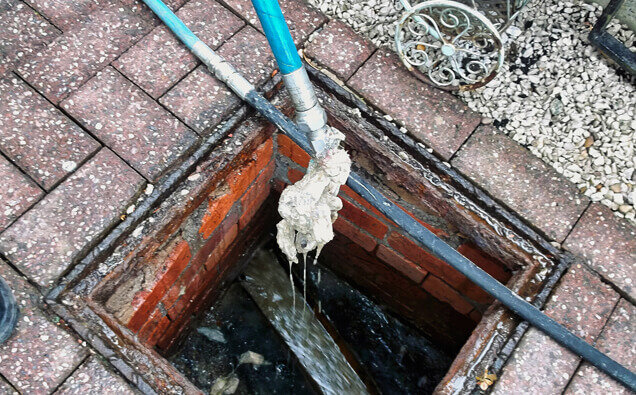 https://plumberdoubleview.com.au/uploads/2025/06/blocked-drains-598620.jpg