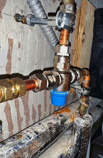 https://plumberdoubleview.com.au/uploads/2025/06/emergency-plumbing-912174.jpg
